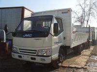 Plataforma con barandas camion JMC